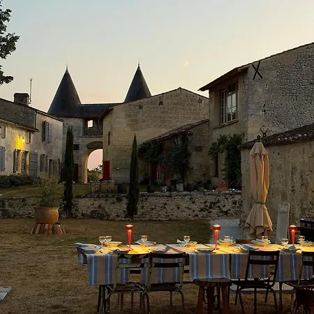La Maison Rouge *